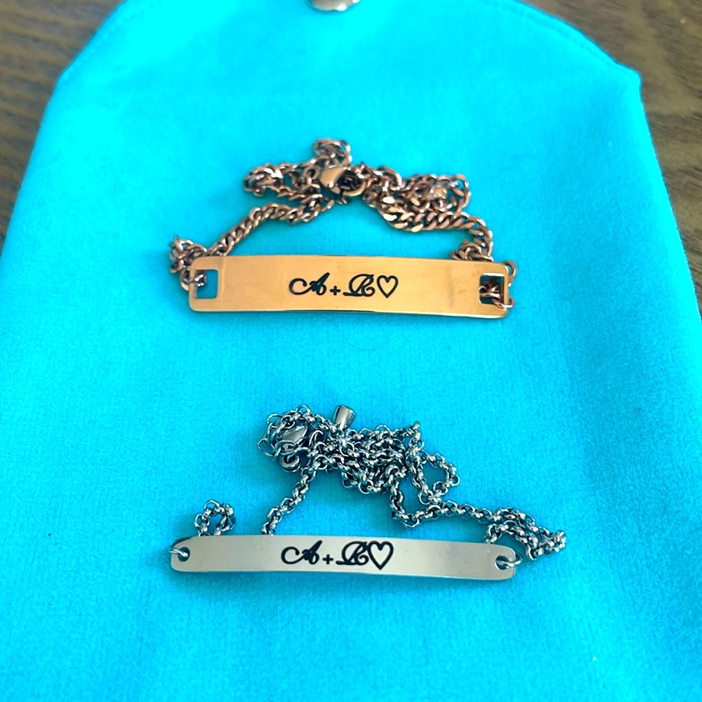 Matching bracelets/anklets - Picture 5 of 7